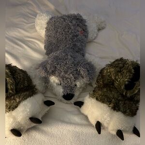 Great Wolf Lodge slippers and stuffed animal
